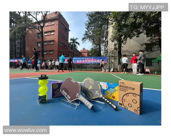 打造专属你的篮球明星队服定制服务让你在赛场上尽显风采